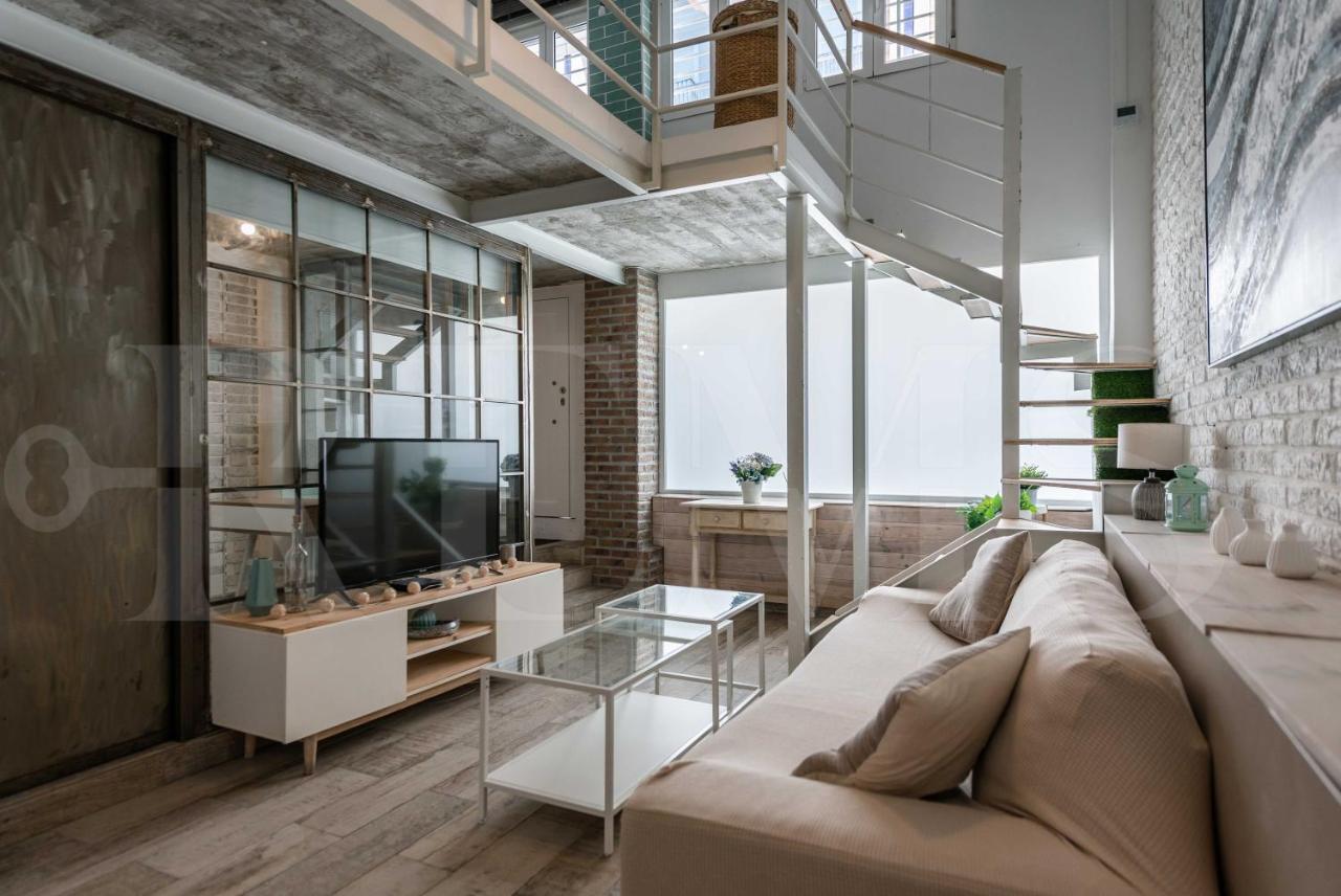 Bright Duplex Loft Next To The City Center By Rems มาลากา ภายนอก รูปภาพ