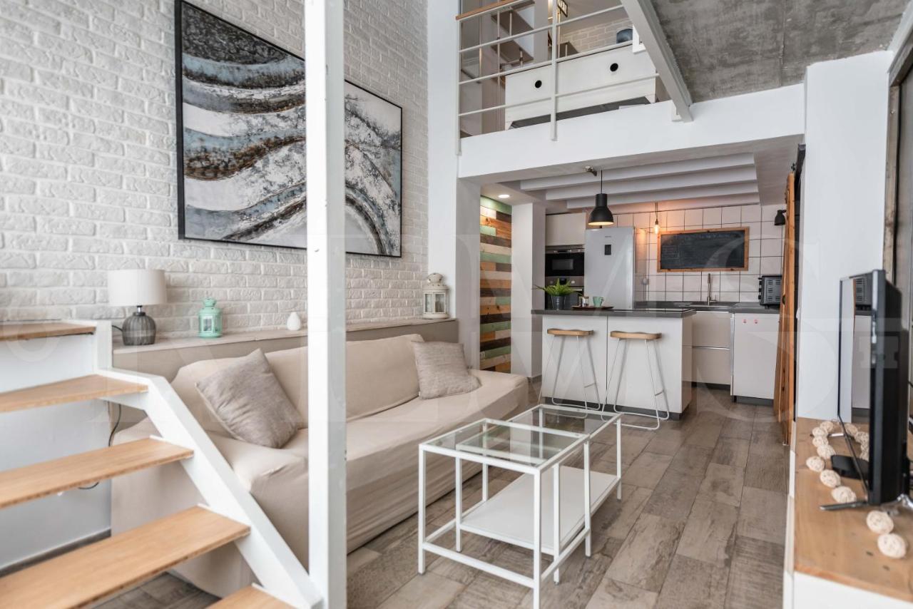 Bright Duplex Loft Next To The City Center By Rems มาลากา ภายนอก รูปภาพ