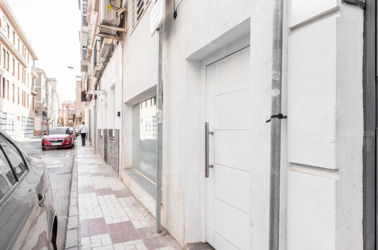 Bright Duplex Loft Next To The City Center By Rems มาลากา ภายนอก รูปภาพ